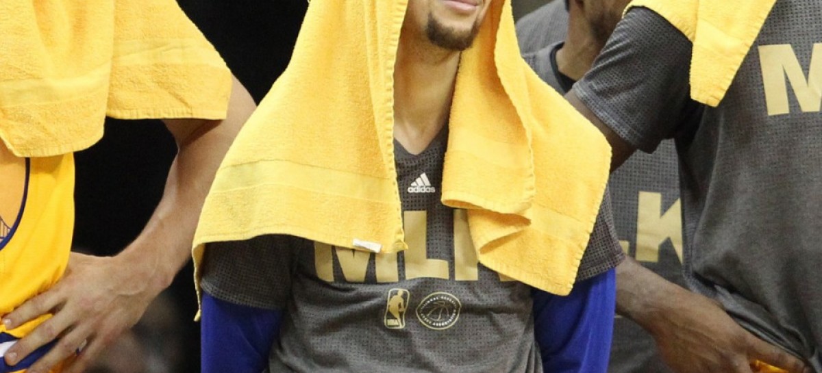 Curry scores 25 as Warriors breeze past Bulls 125-94