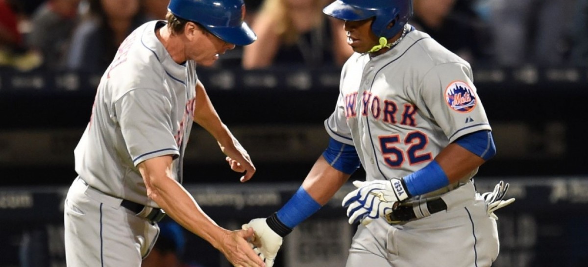 Yoenis Cespedes: Re-signs with Mets