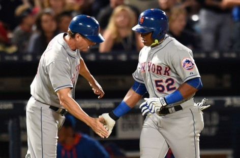 Yoenis Cespedes: Re-signs with Mets