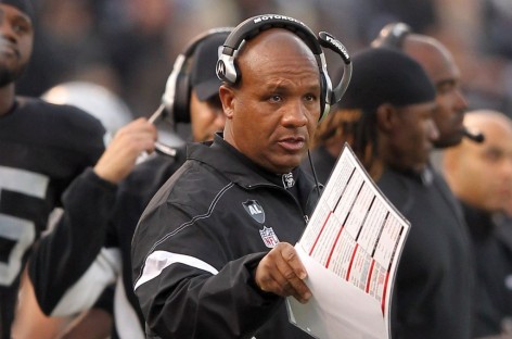 Browns hire Hue Jackson as coach, team’s 8th since 1999