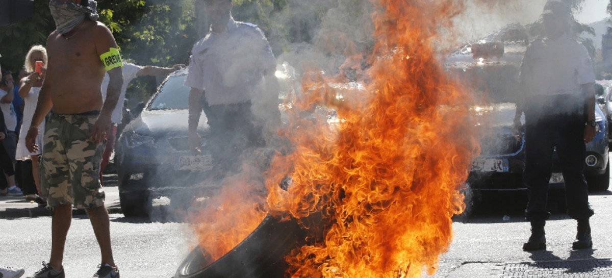 French schools, taxis on strike