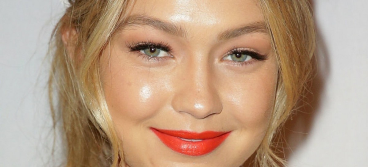 Gigi Hadid Shares Shirtless Picture of Zayn Malik Holding Her Kitten – Crops