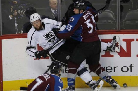 Iginla’s 600th goal helps Avs beat Kings 4-1