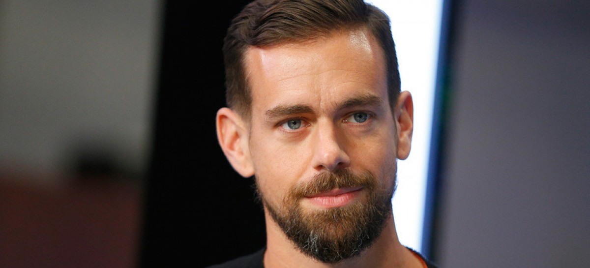 Top Twitter executives to leave company in reshuffle