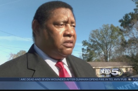 Jackson, Mississippi councilman says throw rocks at police chasing petty crooks