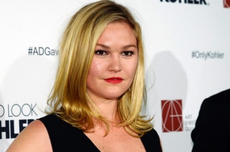 Julia Stiles Is Engaged — See the Beautiful Ring!