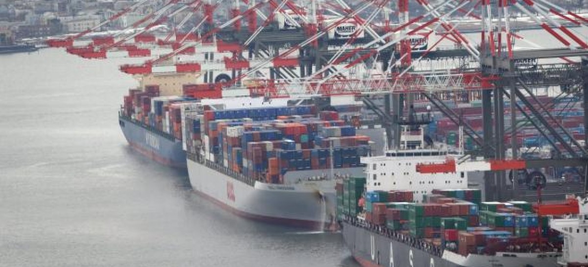 Longshoremen strike at New Jersey ports