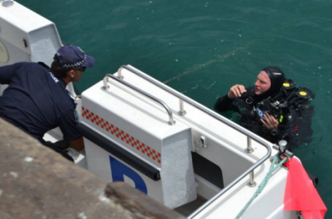 Man, 2 children dead after car plunges off Australian wharf