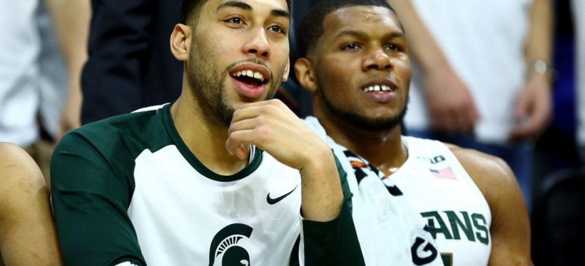 (5) Michigan State routs IL in Big Ten home opener