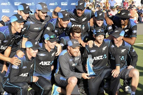 Guptill leads way for NZ with ton