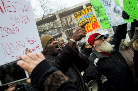 Obama declares emergency over foul water in MI