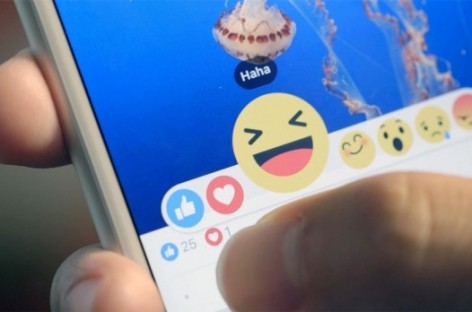 Facebook to expand beyond its ‘like’ button ‘pretty soon’