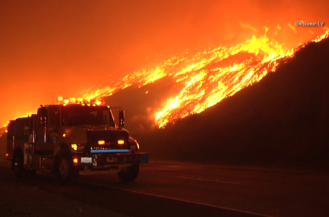 Highway 101 closed by brush fire in Ventura County