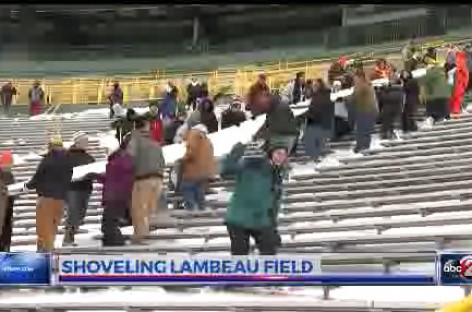 Packers need help shoveling snow in Lambeau Field stands