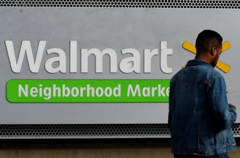 Wal-Mart to give pay raises to most of its workers