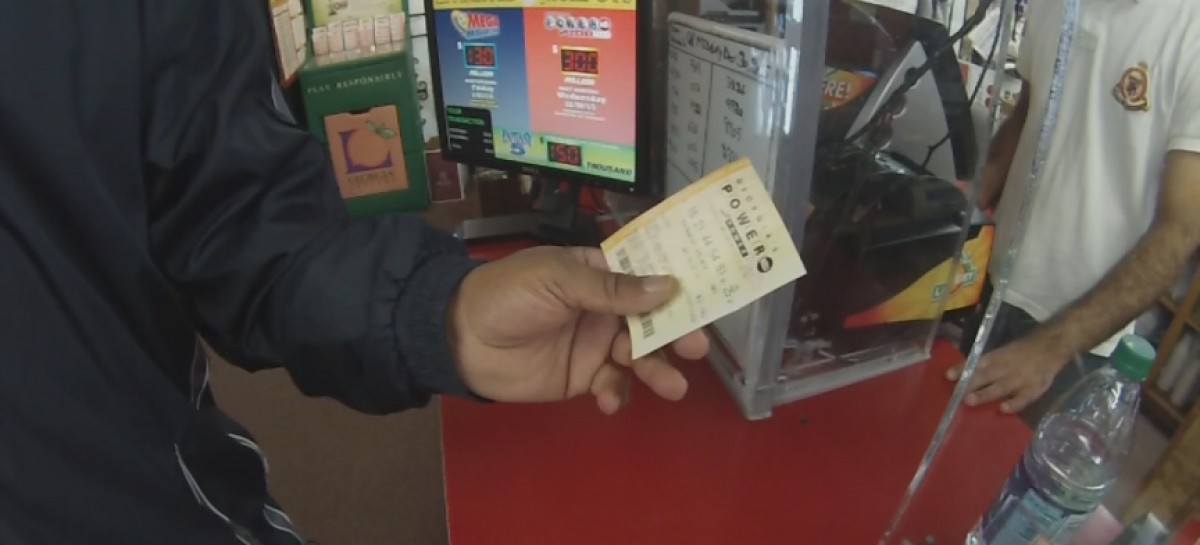 Powerball jackpot rises to $334M, 12th-highest in history