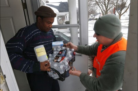 Problems in Detroit, Flint show rift over emergency managers