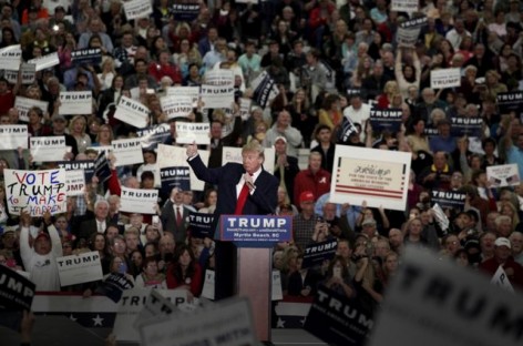 Protesters interrupt Trump Vermont rally despite screening