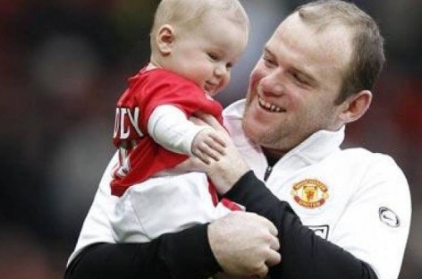 Coleen and Wayne Rooney unveil new Kit: brother for Kai and Klay