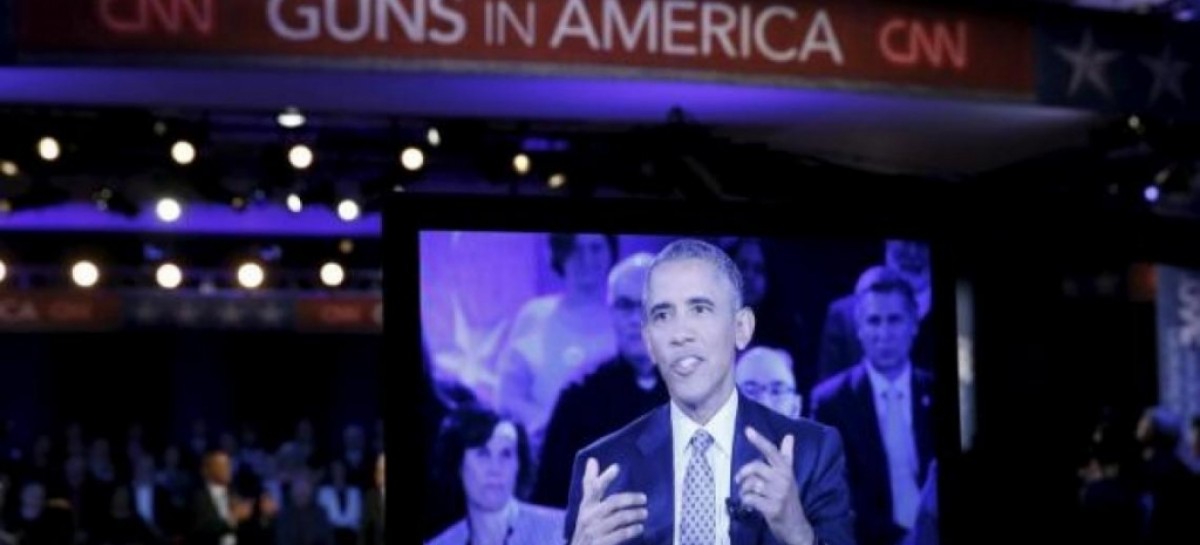 Seeking support for gun actions, Obama tears into the NRA