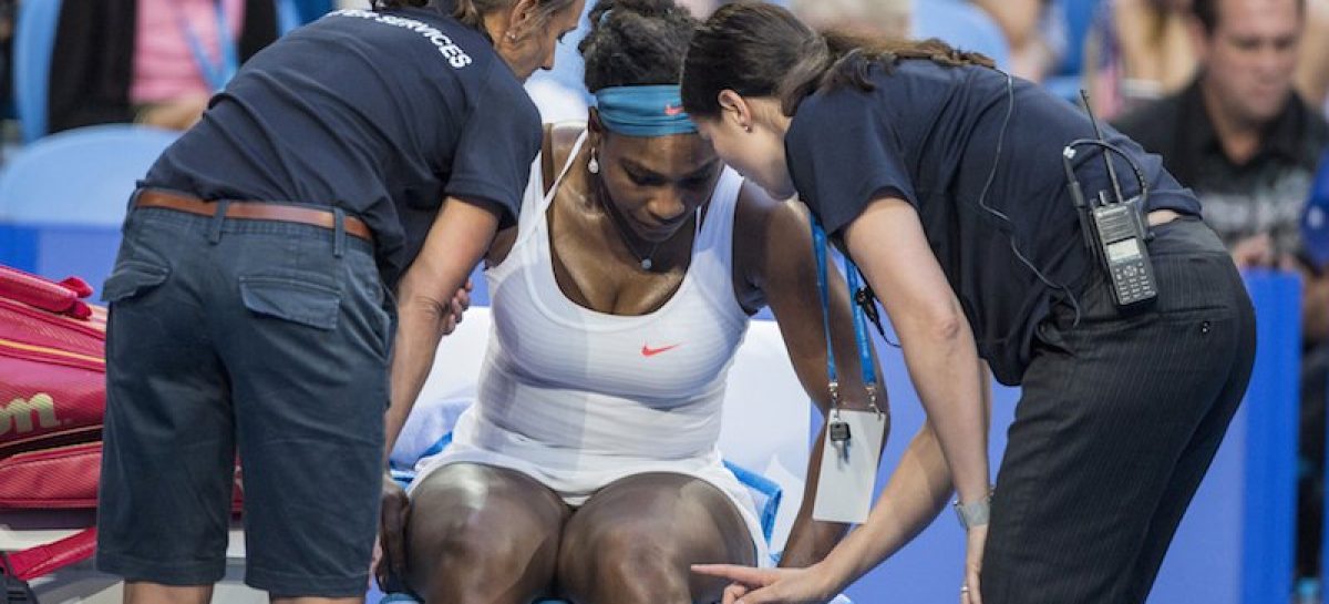 Serena Williams out with knee, plans on Australian Open