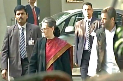 Sonia, Rahul appear in Delhi court, granted bail