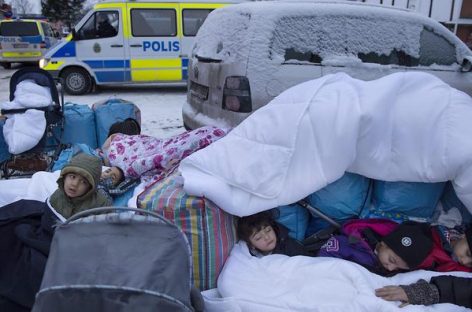 Sweden to deport up to 80000 asylum-seekers