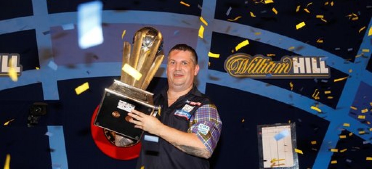 Van Barneveld proves class, Anderson through