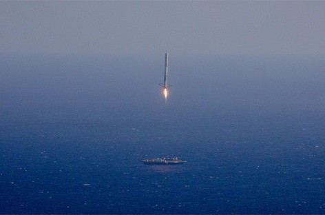 SpaceX to attempt ocean landing of rocket