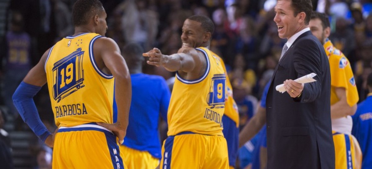 Golden Statement: Curry, Warriors demolish Cavaliers 132-98