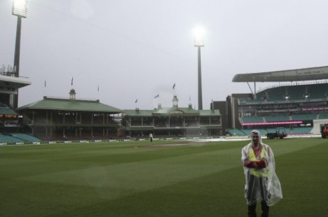 West Indies elect to bat against Australia at SCG