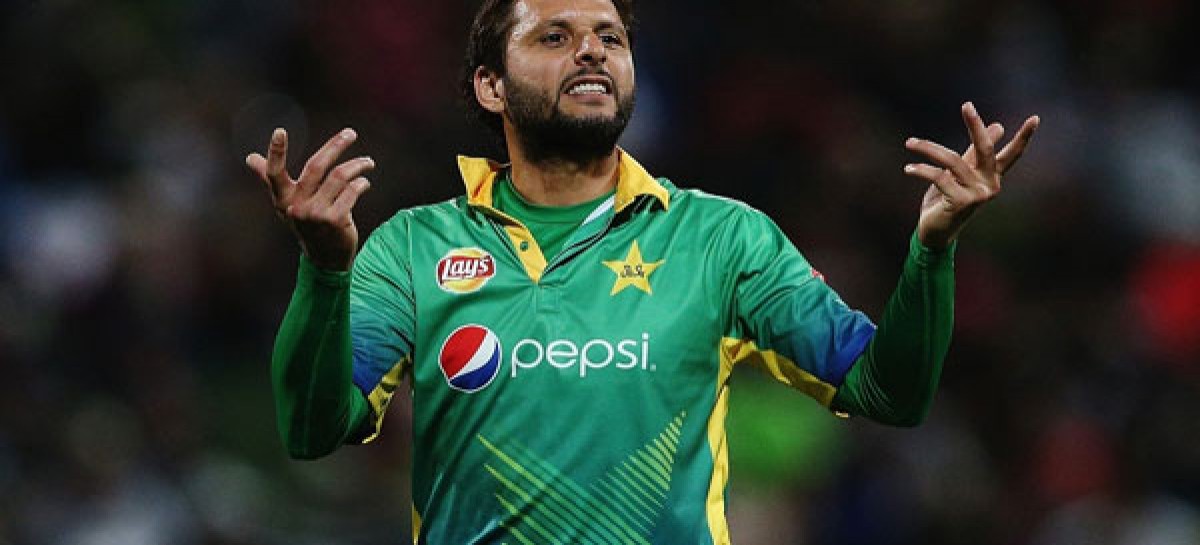 3rd T20: Pakistan choose to bowl in series decider