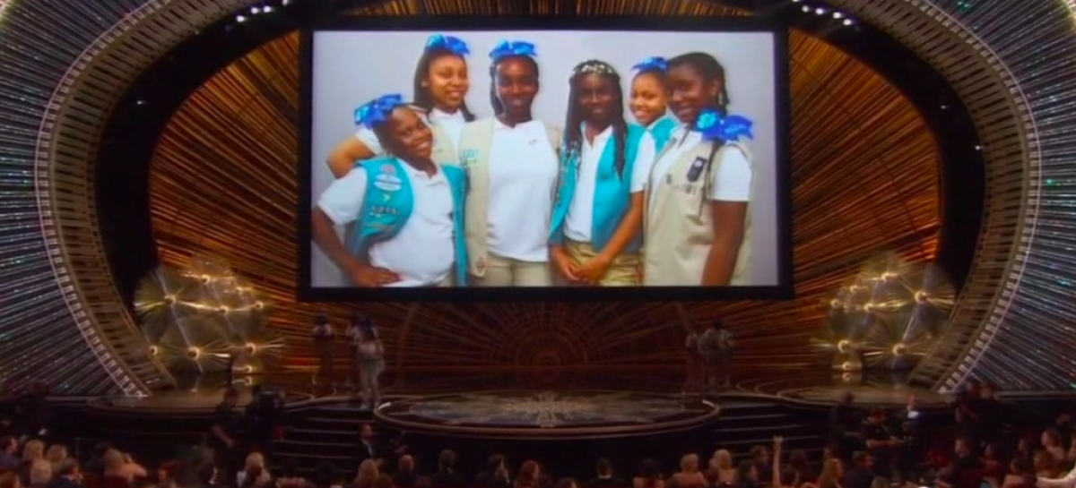 Chris Rock sells $65243 worth of Girl Scout cookies at the Oscars