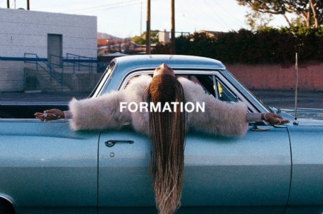 Beyoncé just surprised everyone with a new music video online