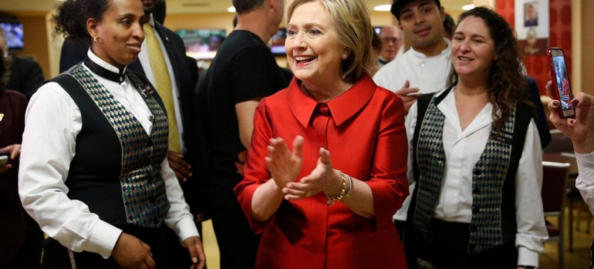 Clinton wins Nevada Democratic caucuses