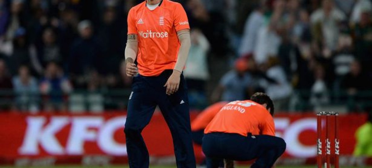 Reece Topley reprimanded by ICC after hitting stumps in frustration