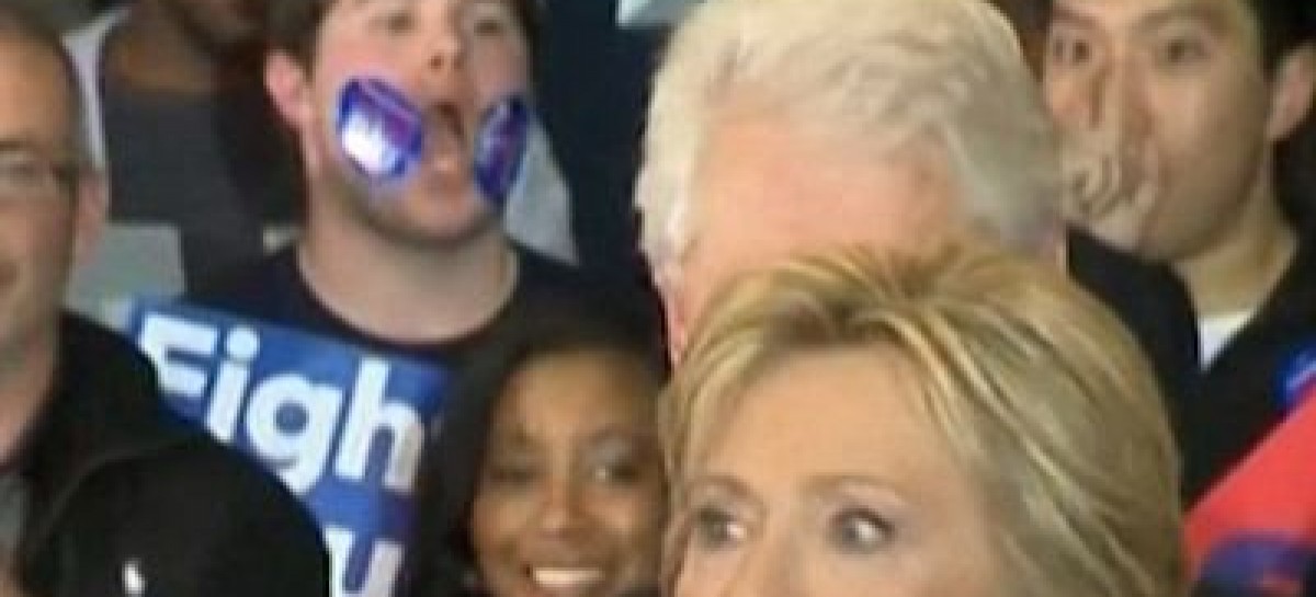 Hillary Clinton Upstaged in Iowa by Sticker Kid