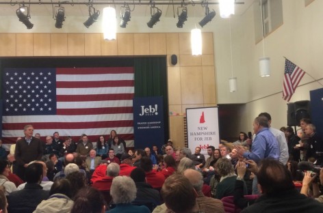 In Bedford, Jeb Bush Touts Experience, Jabs at Trump