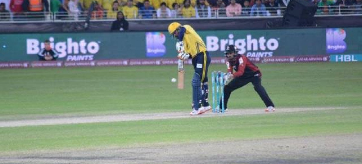 Islamabad United win thriller over Karachi Kings in PSL