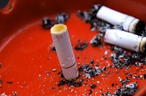 Lawmakers unveil bill to raise age to buy cigarettes to 21