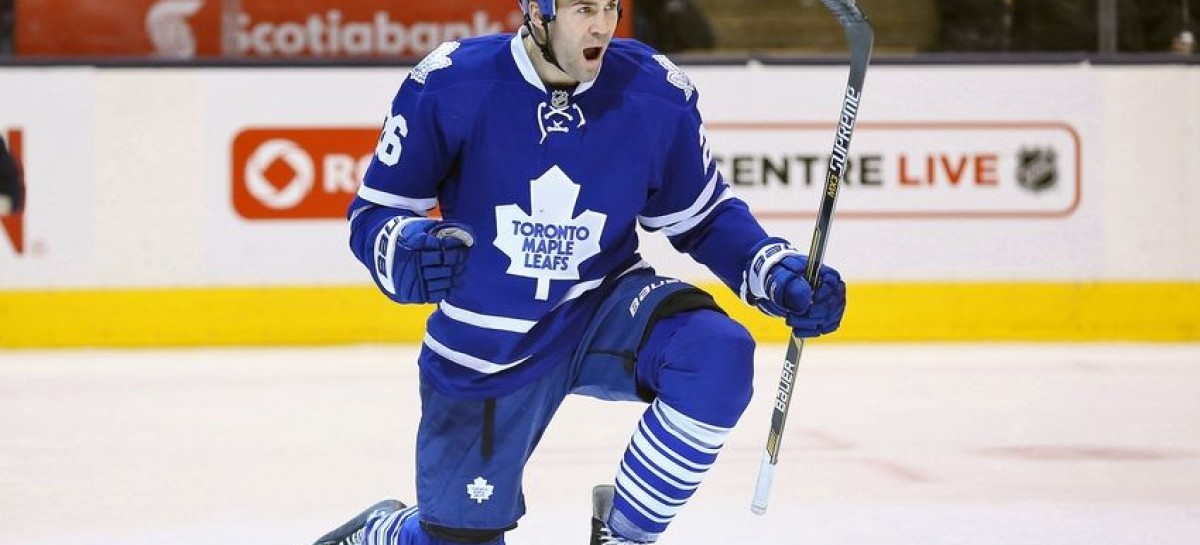 Leafs deal Winnik for Laich, prospect, pick