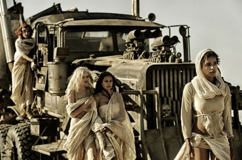 Priyanka Chopra gives away Oscar to ‘Mad Max: Fury Road