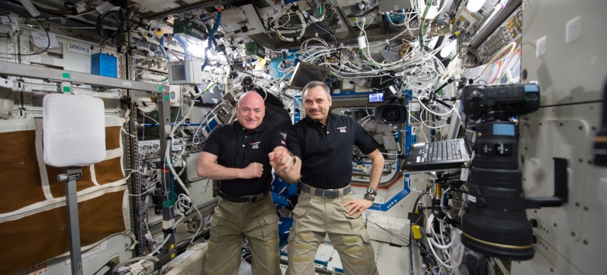 Astronaut Scott Kelly’s ends yearlong mission with stunning photo