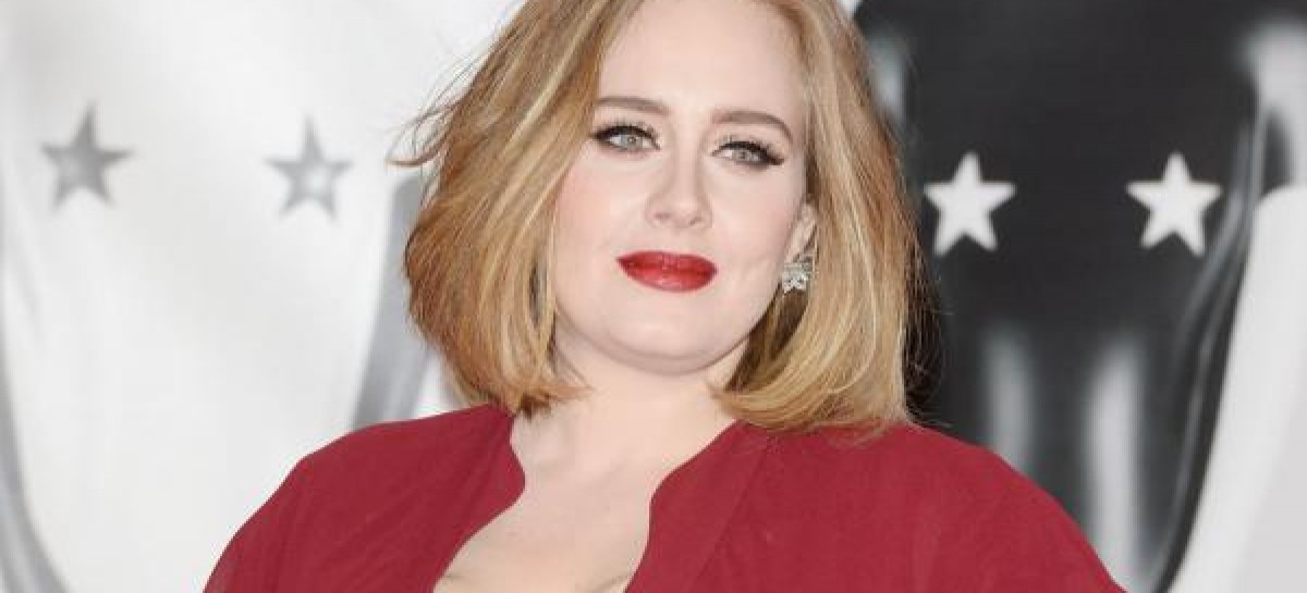 Adele In Surprise Visit To Sick Girl’s Bedside