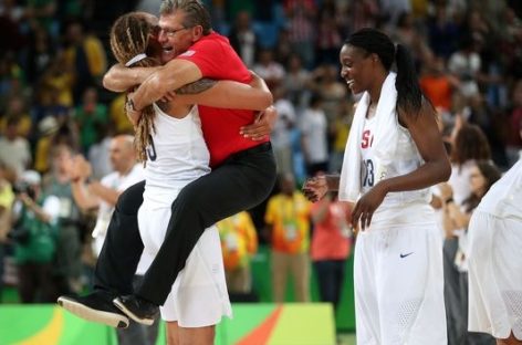 US romps to men’s basketball gold, beats Serbia 96-66