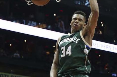 Bucks agree to $100M deal with Antetokounmpo