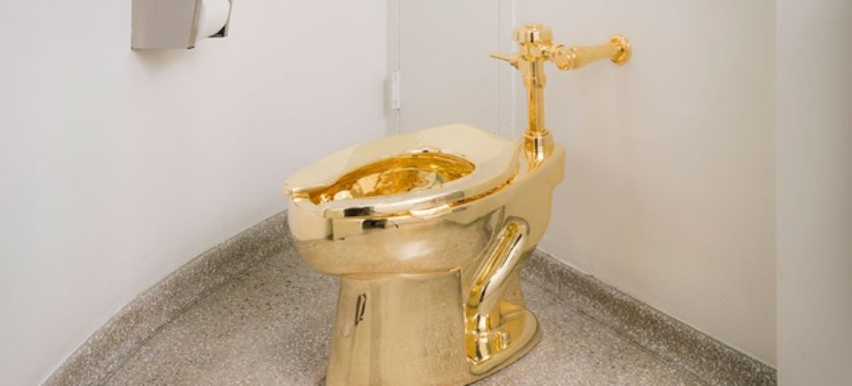 Gold toilet opens for business at Guggenheim