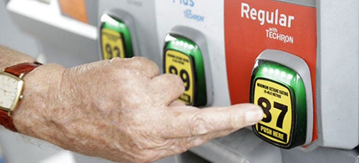 Gas prices hold steady at average $2.18 per gallon in RI