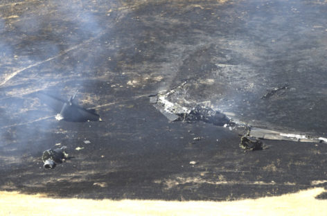 Pilots eject before military plane crash in California