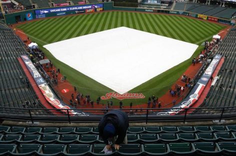 Chicago Throwing World Series Party On Hold For 71 Years